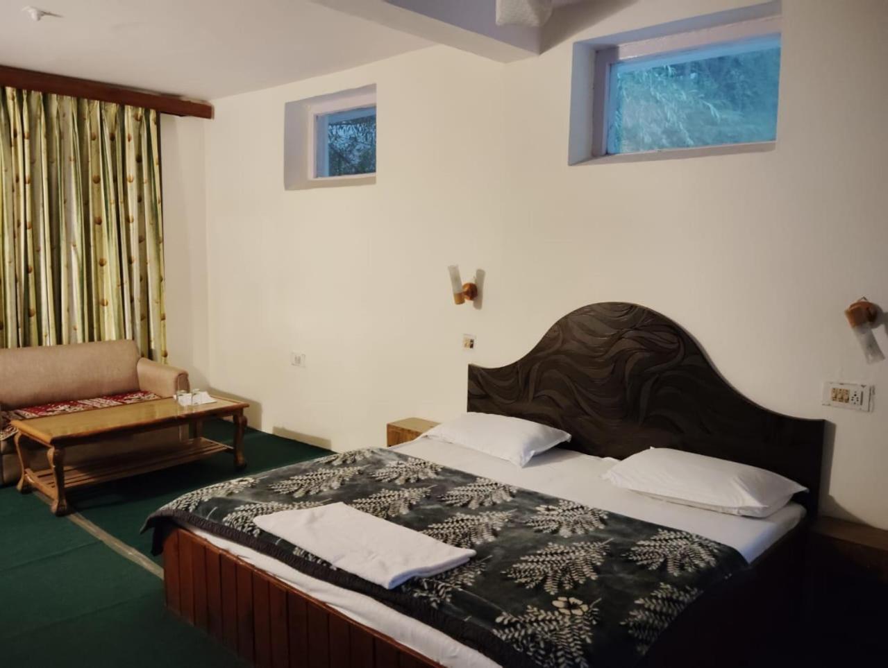 New Gulmarg Manali Hotell Eksteriør bilde